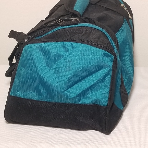 Duffle Bag - Picture 5 of 8